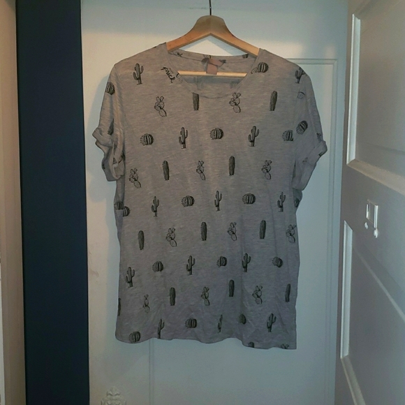 H&M XL Cactus "Prick" Tee - Picture 1 of 6